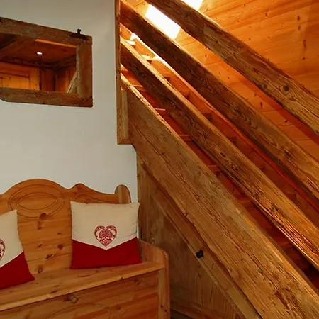 Chalet Le Petit Reve Chalet